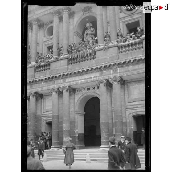 Visite des marins anglais à Paris. Reception de l'amiral Beatty aux Invalides. [légende d'origine]