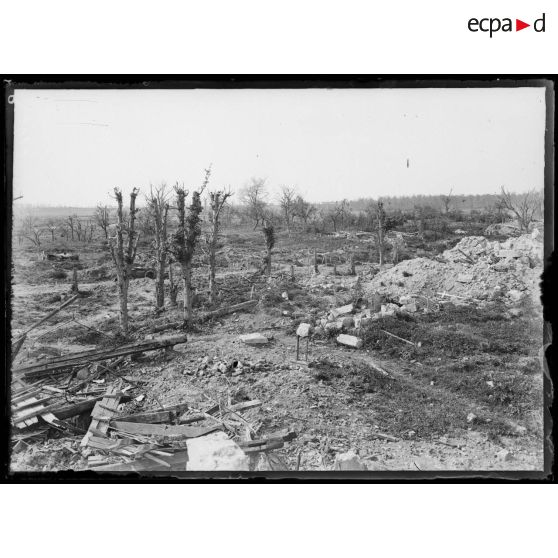 Fresnières (Oise). Ruines. [légende d'origine]