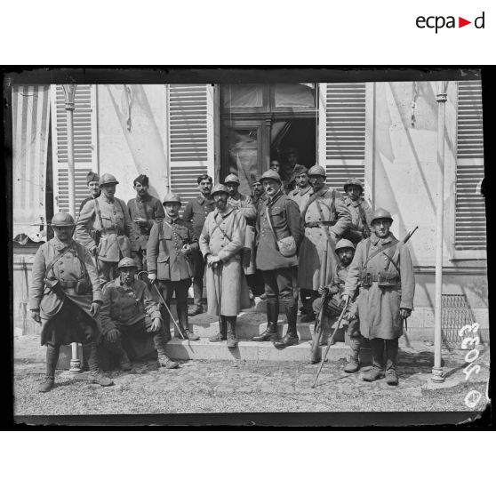 [Photographie de groupe de chasseurs à pied.]