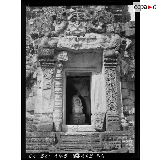 Statue de Bouddha dans le temple de Neak Pean.