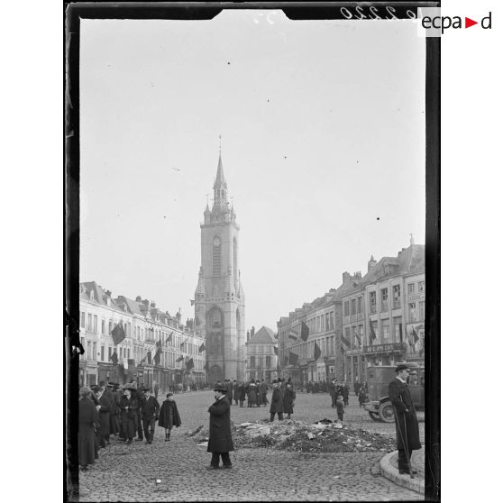 Tournai, le beffroi. [légende d'origine]