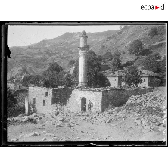 Albanie. Gramsi. Mosquée de Dusari. [légende d'origine]