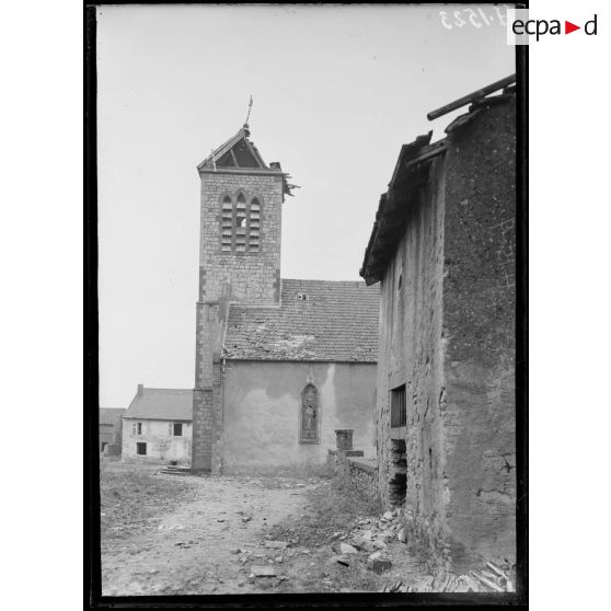 Hénaménil (Meurthe-et-Moselle). Eglise. [légende d'origine]