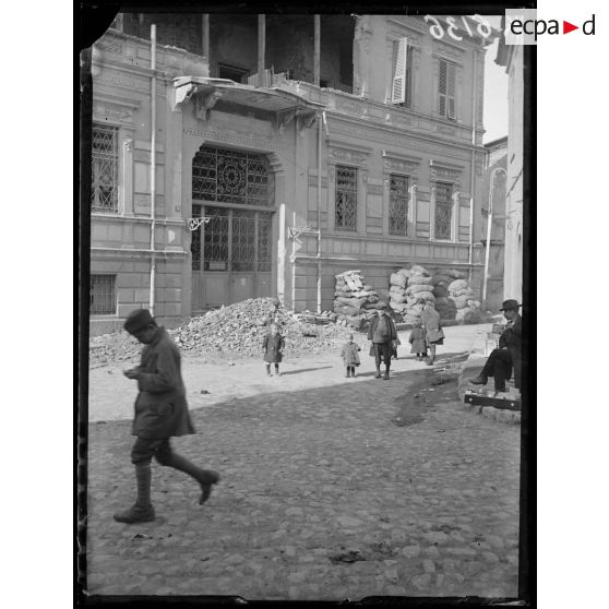 Monastir. Maison détruite. [légende d'origine]