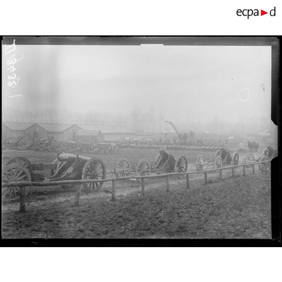 La Neuville-Sire-Bernard (Somme), parc d'équipage du GAN. Un coin du parc. [légende d'origine]