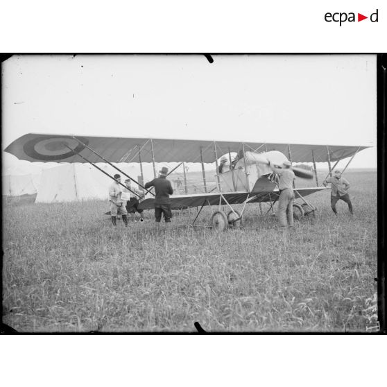 Baslieux-lès-Fismes. Marne. Ensemble du parc d'aviation. [légende d'origine]