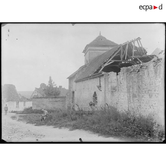 Jumigny. Aisne. La petite place. [légende d'origine]