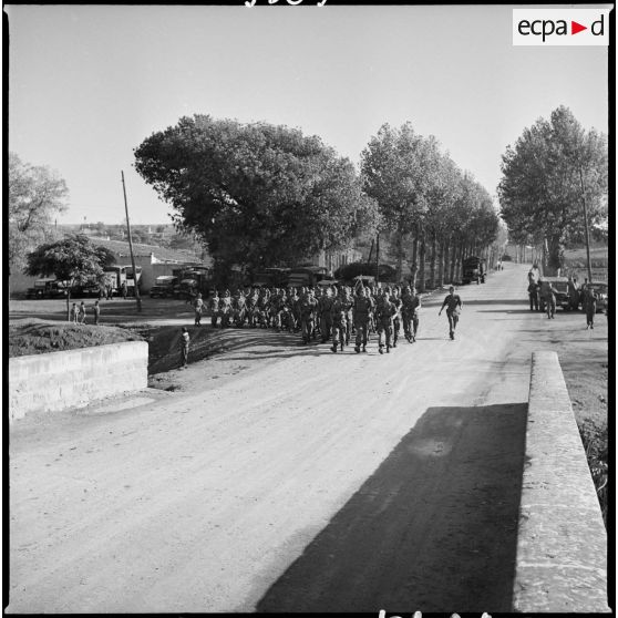 Défilé du 11 novembre 1959 à Saïda. [Description en cours]