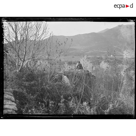 Sur la route de Vasilika à Galatista. Paysage. [légende d'origine]