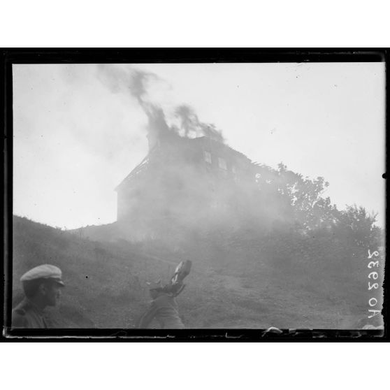 [Incendie d'une habitation.]