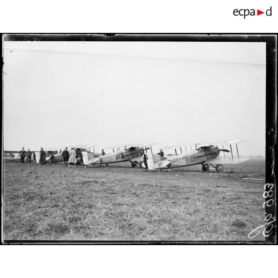 Manoncourt-en-Vermois, patrouille avant le départ. [légende d'origine]