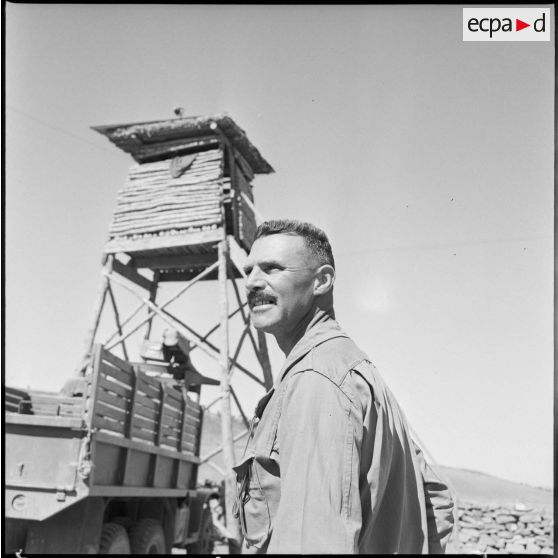 Visite d’un poste du secteur de Saïda. [Description en cours]