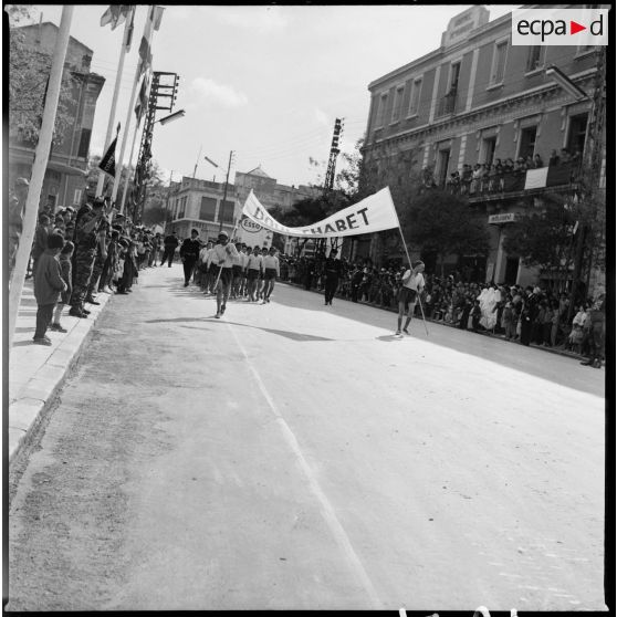 Défilé du 11 novembre 1959 à Saïda. [Description en cours]