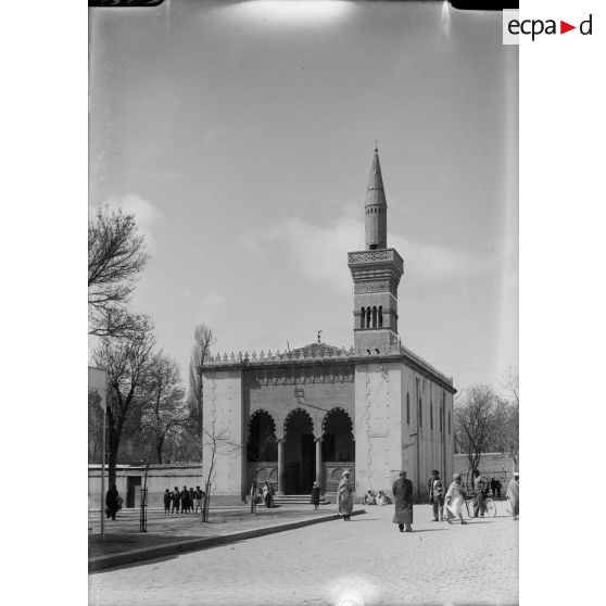 1409. La mosquée. [légende d'origine]