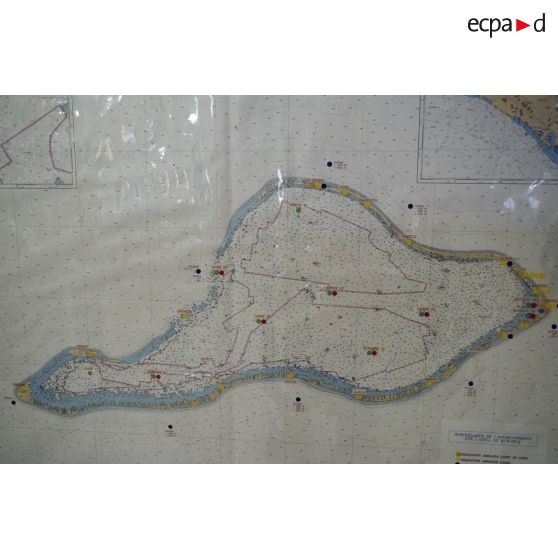 Carte de surveillance de l'environnement sur l'atoll de Moruroa. [Description en cours]