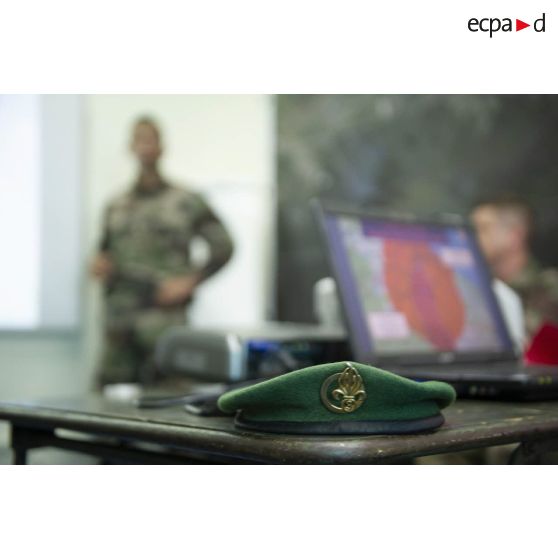 Béret d'un officier du 3e régiment étranger d'infanterie (3e REI) au poste de commandement de Pariacabo, en Guyane française.