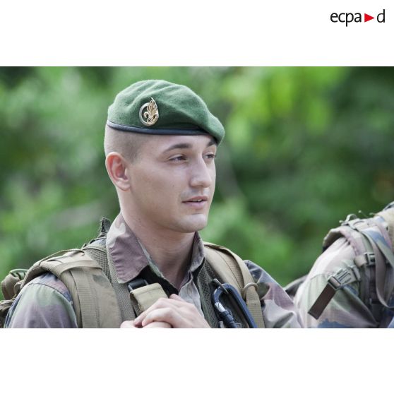 Portrait d'un légionnaire du 3e régiment étranger d'infanterie (3e REI) à Kourou, en Guyane française.