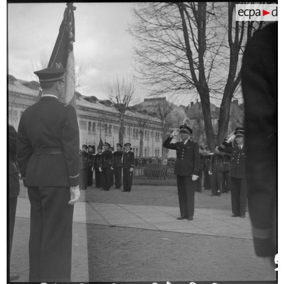 Inauguration de l'exposition dans le cadre de la semaine de l'aviation à Vichy.