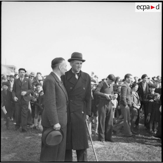 Semaine de l'aviation sur l'hippodrome de Vichy-Bellerive.