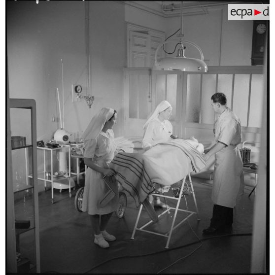 Mise en scène à l'hôpital Chaptal de Paris.