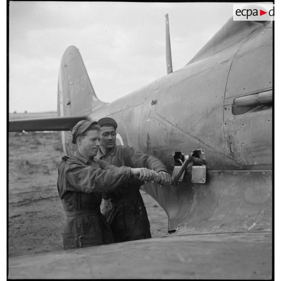 Maintenance des avions.