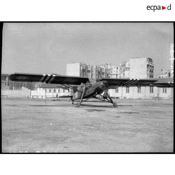 Un avion de reconnaissance Fieseler Fi-156 Storch.