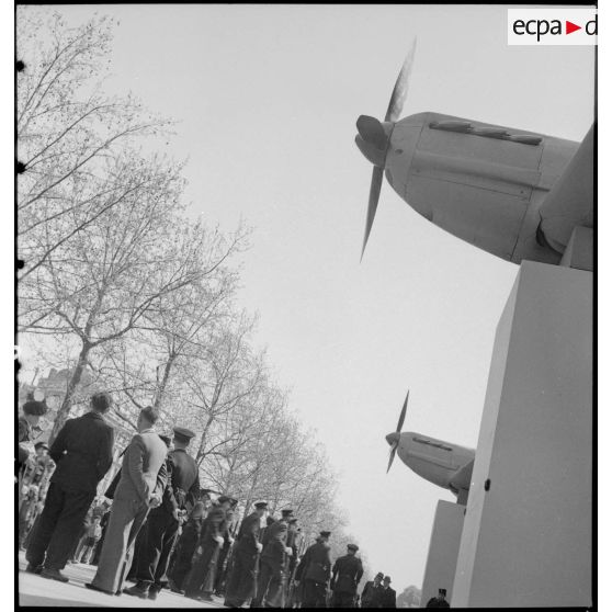 Vue extérieure de l'exposition "les Ailes de France".