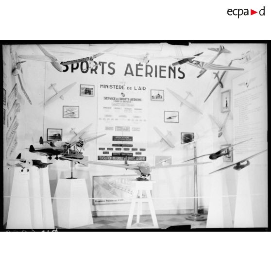 Le stand consacré à la Compagnie des sports aériens, et, par extensions, aux planeurs.