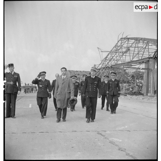 L'arrivée d'Yvon Bourges à la base aérienne de Châteauroux-La Martinerie.