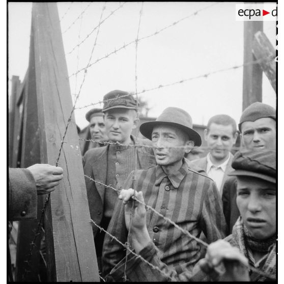 L’ouverture du camp de concentration de Vaihingen en Allemagne.