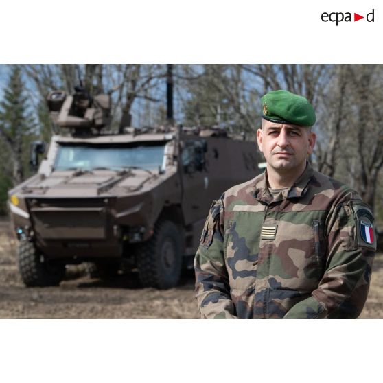 Portrait du commandant Jean-Christophe de la 13e demi-brigade de la légion étrangère (DBLE) à Tapa, en Estonie.