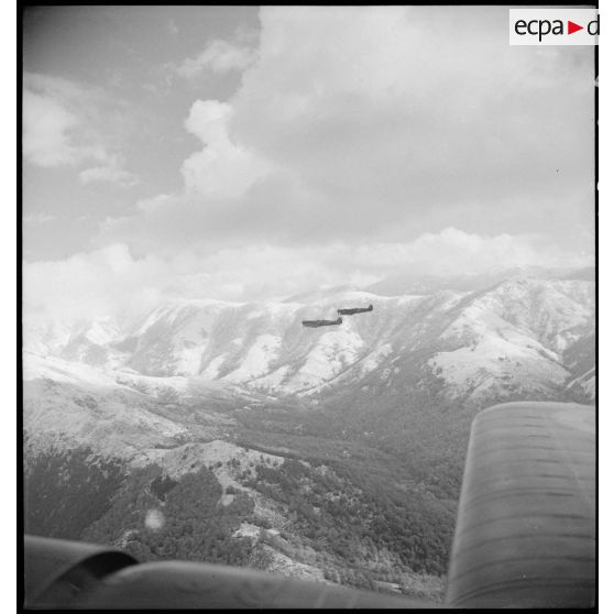 Patrouille aérienne du GC II/7 Nice au-dessus de la Corse.