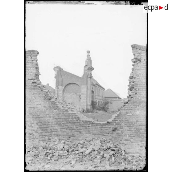 Mont Saint Eloi - Ruines. [légende d'origine]