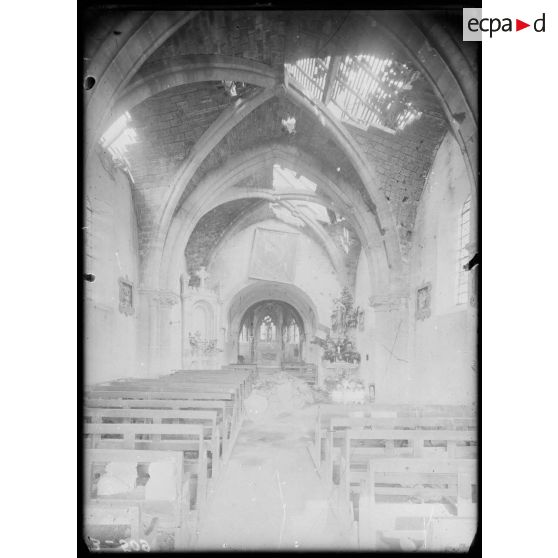 Vassincourt (Meuse). Intérieur de l’église. [légende d’origine]