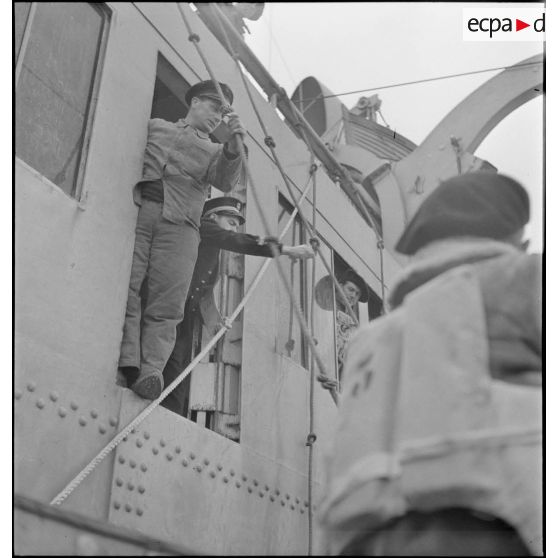 Exercice d'évacuation sur le paquebot transport de troupes le Ville d'Alger.