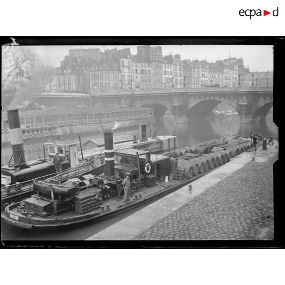 Paris, écluse de la Monnaie. [légende d’origine]