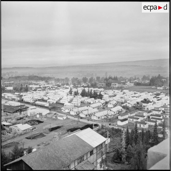 Vue générale des nouvelles cités temporaires, Orléanville.