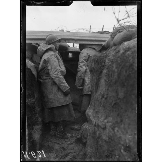 Secteur d'Aubérive (Marne), Russes aux tranchées. [légende d'origine]