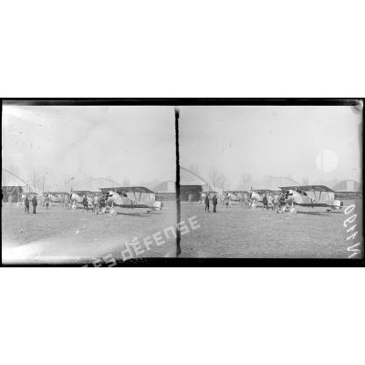 Camp d'aviation de Bouy ; divers appareils.