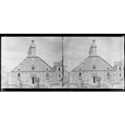 Vienne-le-Château (Marne). Eglise : façade ouest. [légende d'origine]