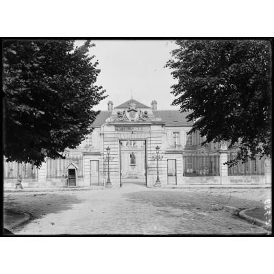 Soissons. Hôtel de ville de Soissons.  [légende d'origine]