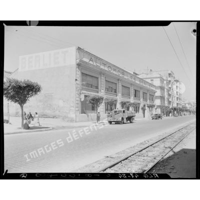 Plan d'ensemble d'une entrée des usines Berliet, à Alger.