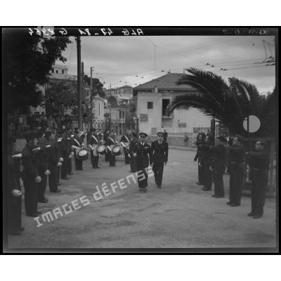 Des autorités militaires se rendent aux obsèques du général Philippe Leclerc.