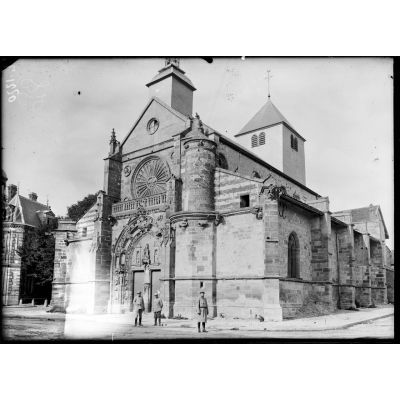 La Neuville-au-Pont, Marne, l'église. [Légende d'origine]