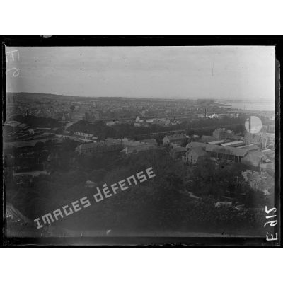Cherbourg. Panorama pris du fort du Roule. [légende d'origine]