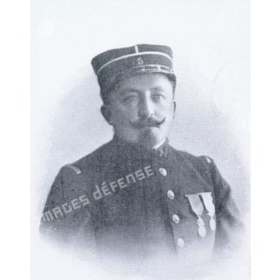[Portrait d'un officier français non identifié.]