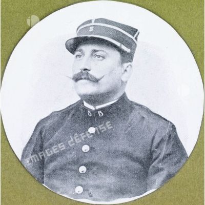 [Portrait d'un officier français non identifié.]