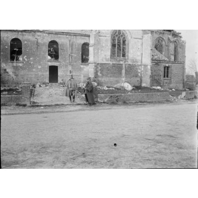 [Général Delamotte, Dury, 23 avril 1915. Bouchoir (ruines) (Gervain-Lehérissé) 22 avril 1915.]