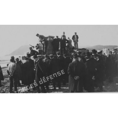 [Démonstration de char FCM 1A à La Seyne-sur-Mer en décembre 1917.]