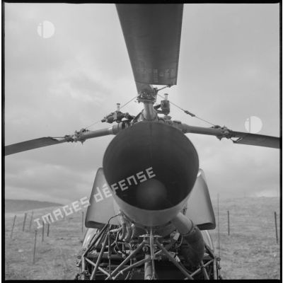 [Moteur d'hélicoptère Alouette II.]